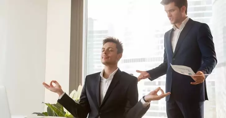 odihnește-te de la muncă pentru a crește în mod natural potența